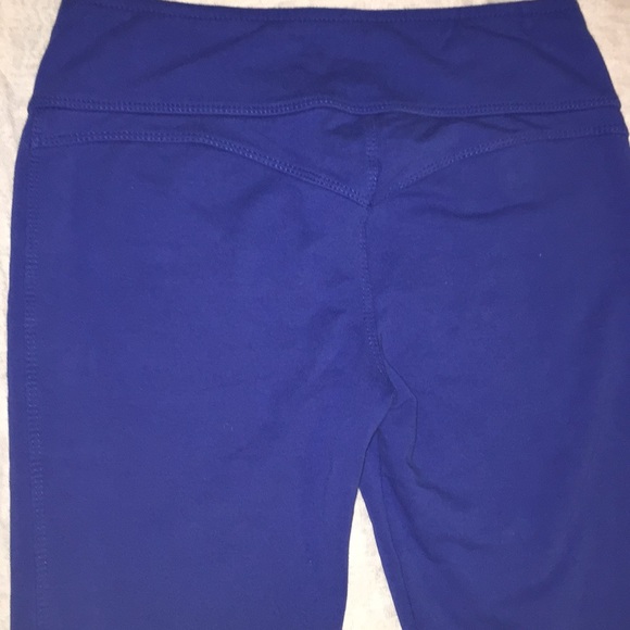 Blue Leggings 💙 - Picture 3 of 3